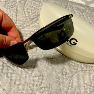 Dolce & Gabbana sun glasses w/ case